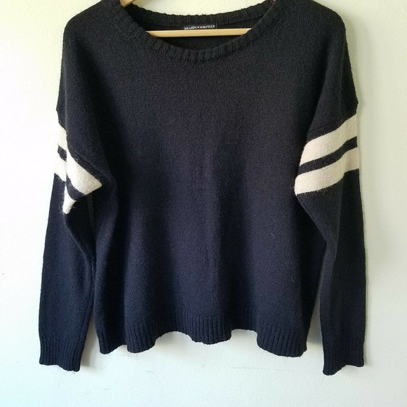 Brandy Melville Veena Navy White Striped Sweater - Picture 7 of 10